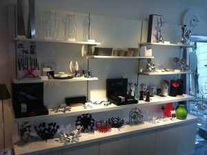 Showroom 009